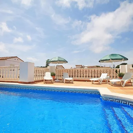 Newly Renovated Ideal For Families Villa